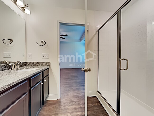 Building Photo - 292 Bering Lane