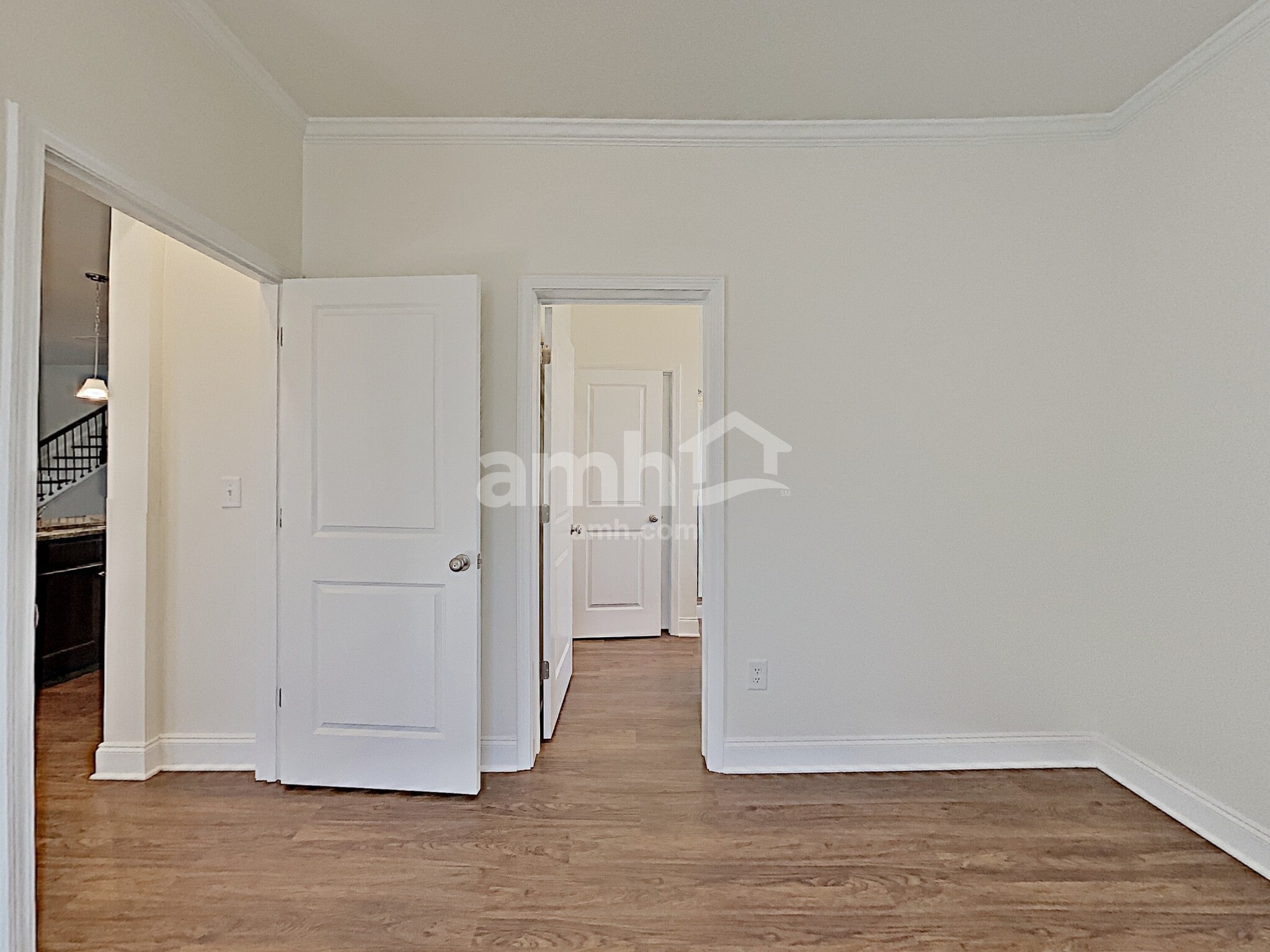 Building Photo - 4905 Canyon Creek Way