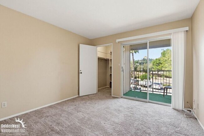 Building Photo - Charming 1Bdm 1Ba Condo with Scenic Golf Course Views at Mountain Meadow!