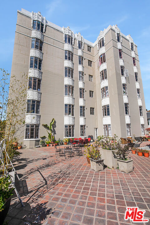 Building Photo - 1314 Hayworth Ave