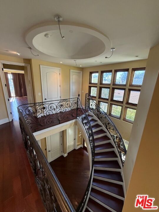 Building Photo - 1126 Yale St