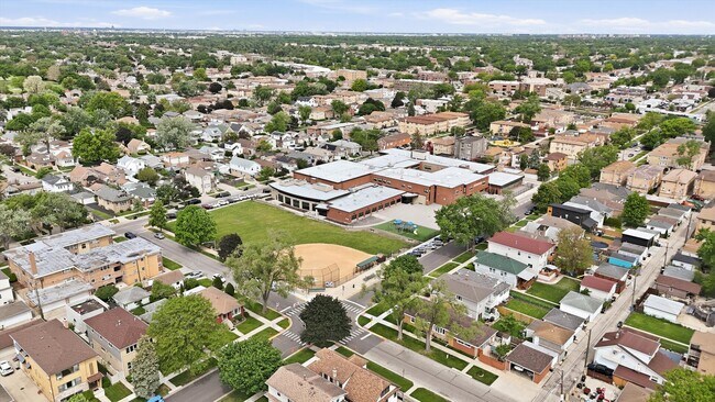 Building Photo - 2231 N 75th Ave