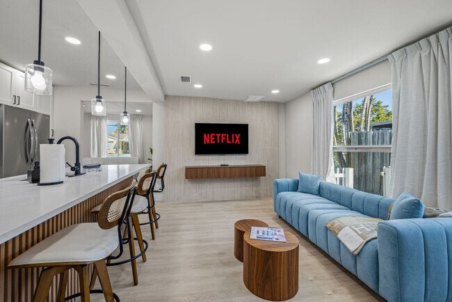 Building Photo - 510 79th Ave