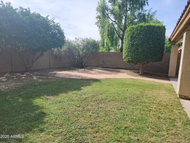 Building Photo - 7453 W Melinda Ln