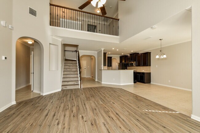 Building Photo - 8721 Running River Ln