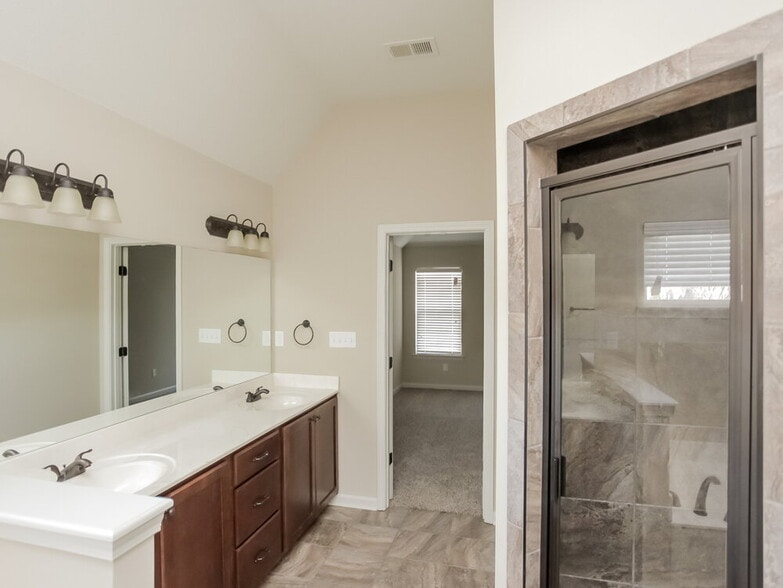 Building Photo - 8078 Baron Dr