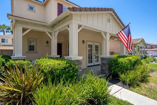 Building Photo - Gorgeous 3 Bedroom Chula Vista Home!