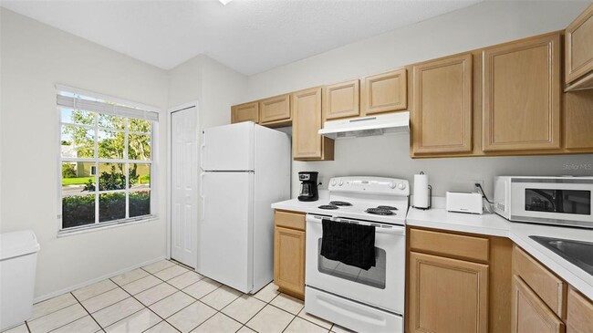 Building Photo - 12444 Berkeley Square Dr