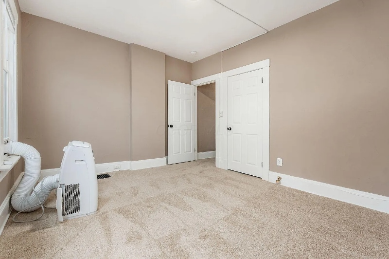 Building Photo - 438 S Ohio Ave