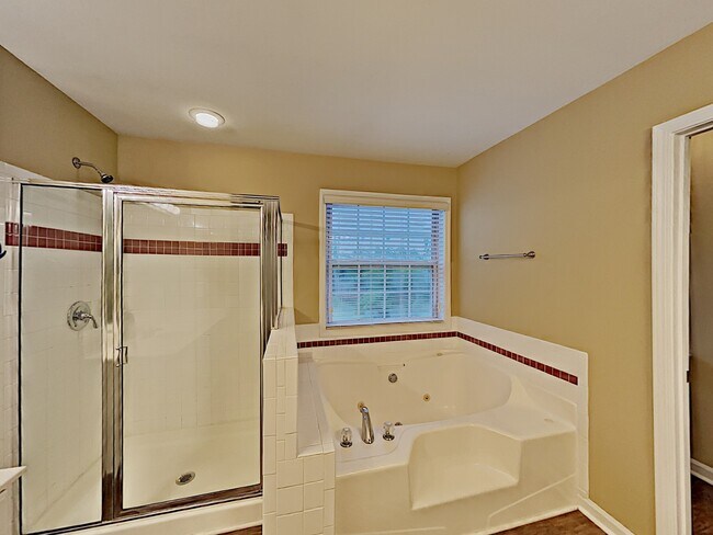 Building Photo - 2813 Savannah Walk Cove