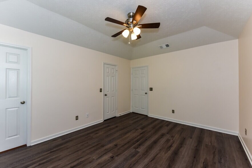 Building Photo - 809 Clearspring Ct