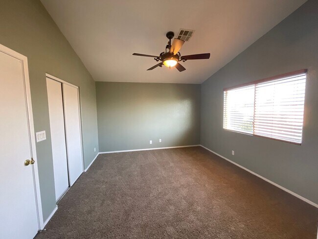 Building Photo - 5848 Red Dawn St