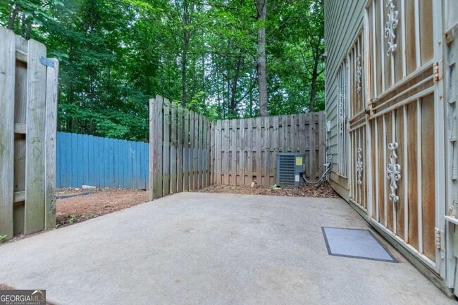 Building Photo - 4123 Stone Trace Dr