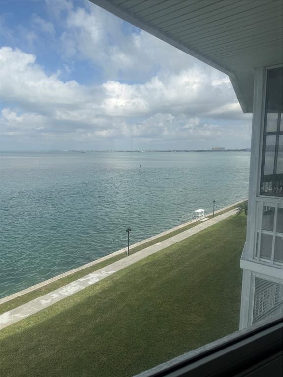 Building Photo - 775 John Ringling Blvd