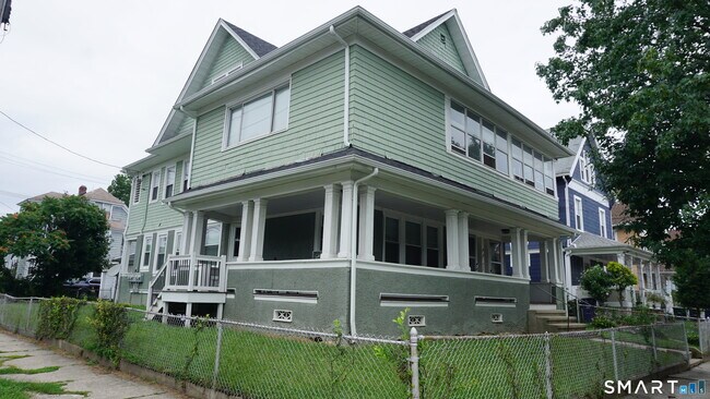 Building Photo - 316 Linwood Ave