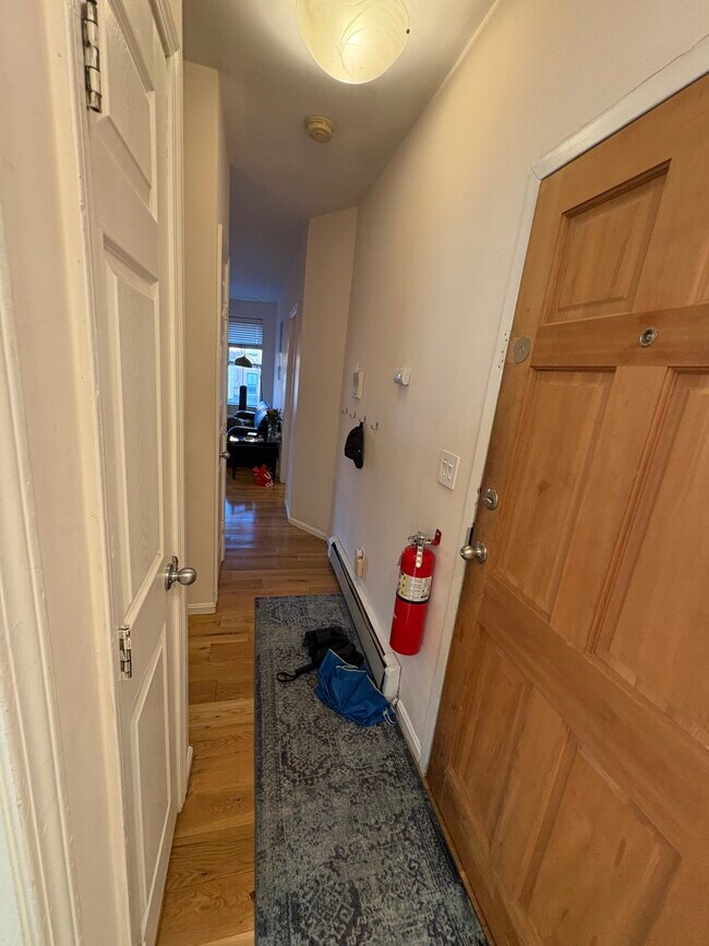 Building Photo - 204 Northampton St