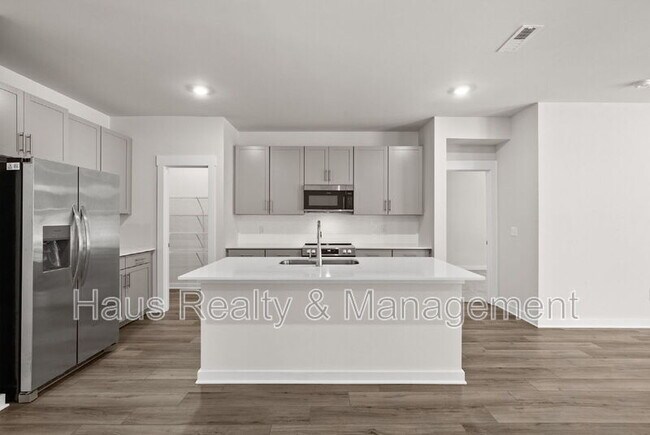 Building Photo - 1145 Ross Farms Blvd