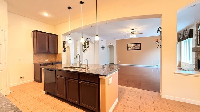 Building Photo - 5623 Maverick Bend Lane