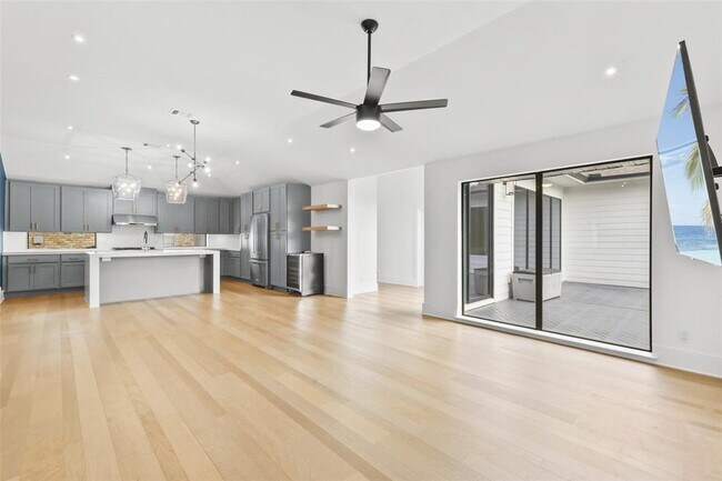 Building Photo - 2703 Tannehill Dr