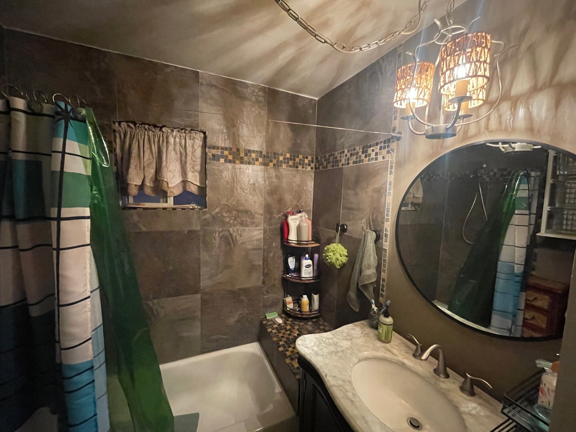 bathroom - 326 W Oliver St