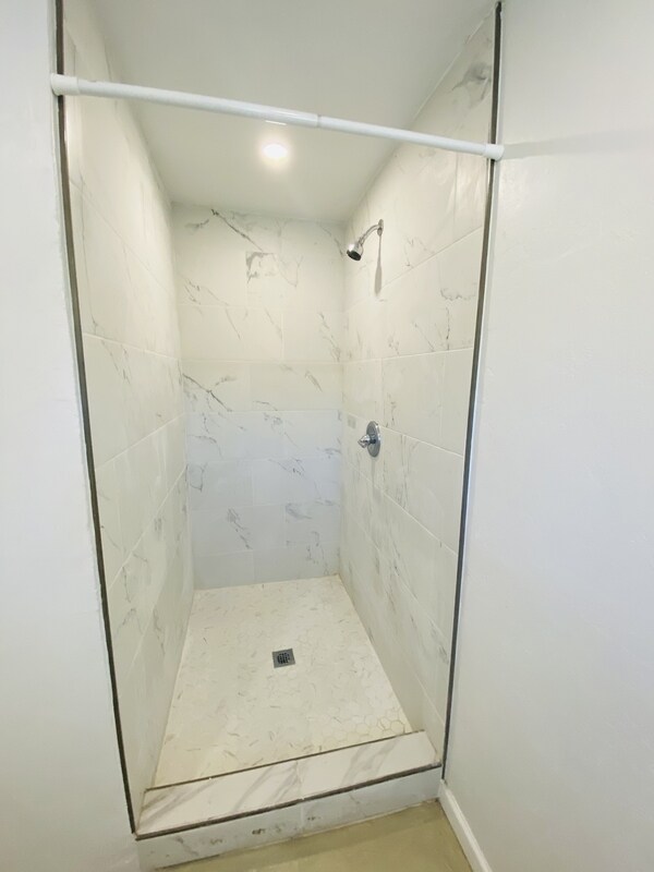 Building Photo - 132 E Jacinto St
