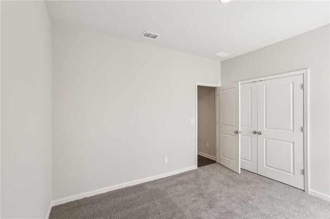 Building Photo - 1270 Firefly Fld Trce