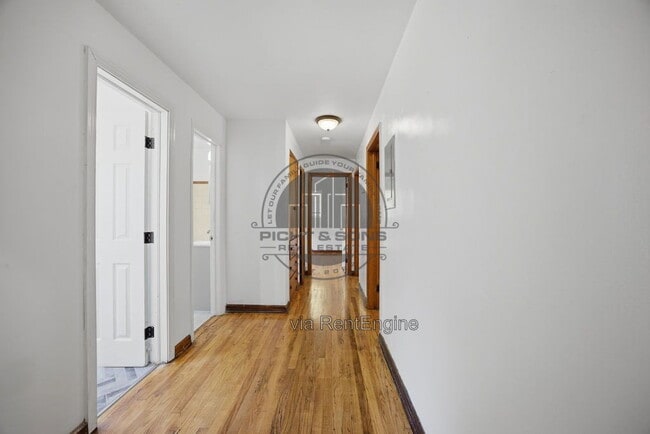 Building Photo - 2203 Amelia Cir