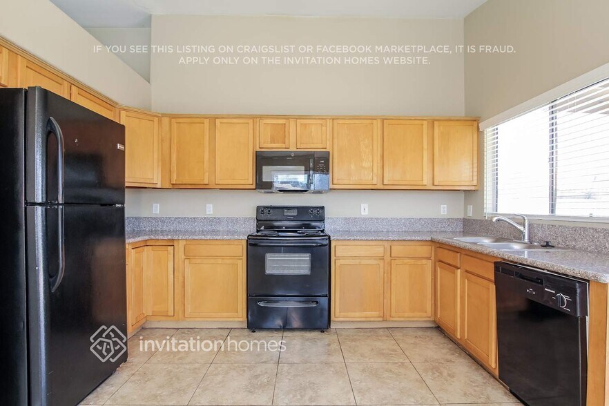 Building Photo - 1803 N 88th Ave