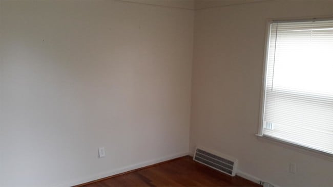 Building Photo - 16419 Edmore Dr