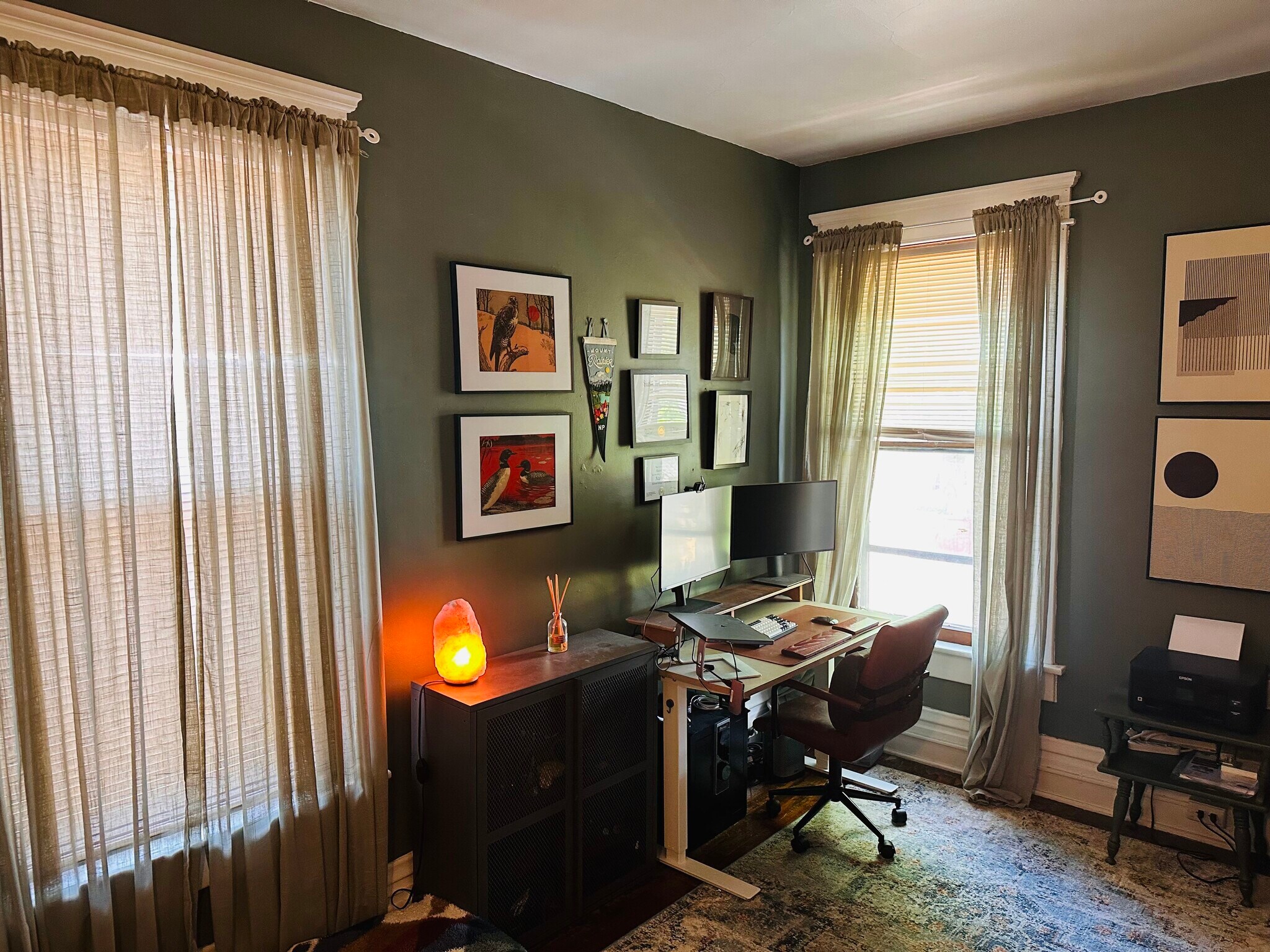 Bedroom, east 1 - 1370 Forsythe Ave