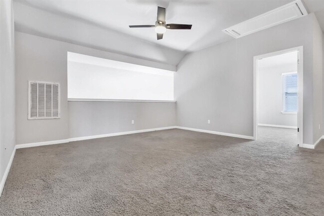 Building Photo - 131 Desert Rose Dr