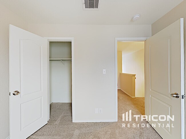 Building Photo - 8115 Thicket Pass