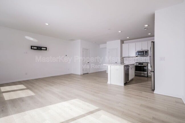 Building Photo - 265 Sweetbay Tree Dr