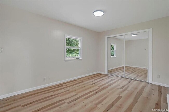 Building Photo - 246 Orchard Dr