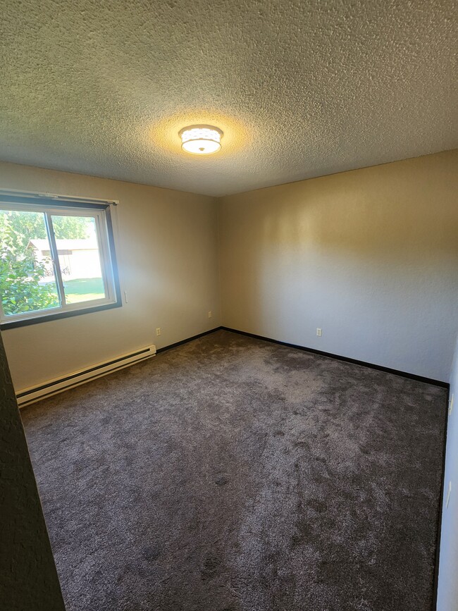 Building Photo - Sunrise apartments llc