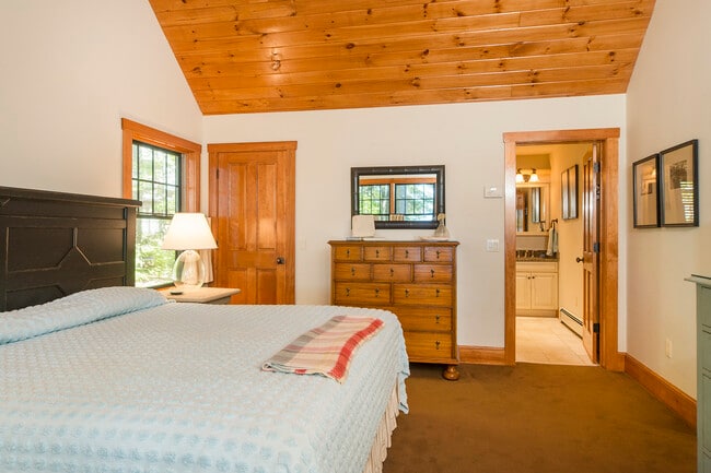 Building Photo - 131 Fish Hook Rd