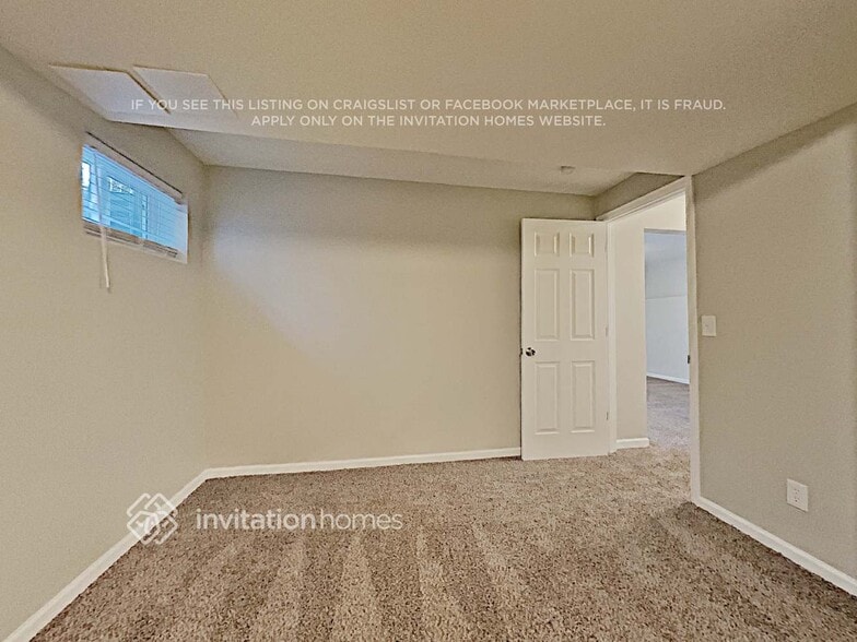 Building Photo - 3367 S Danube St