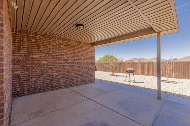Building Photo - 711 Candlestick Dr