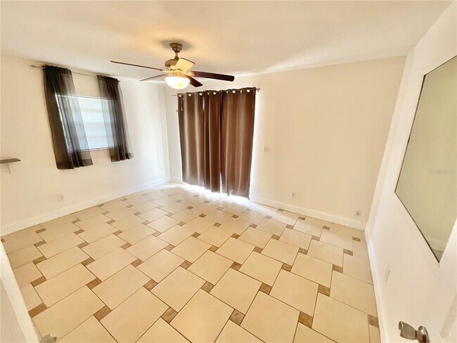 Building Photo - 15442 59th St N