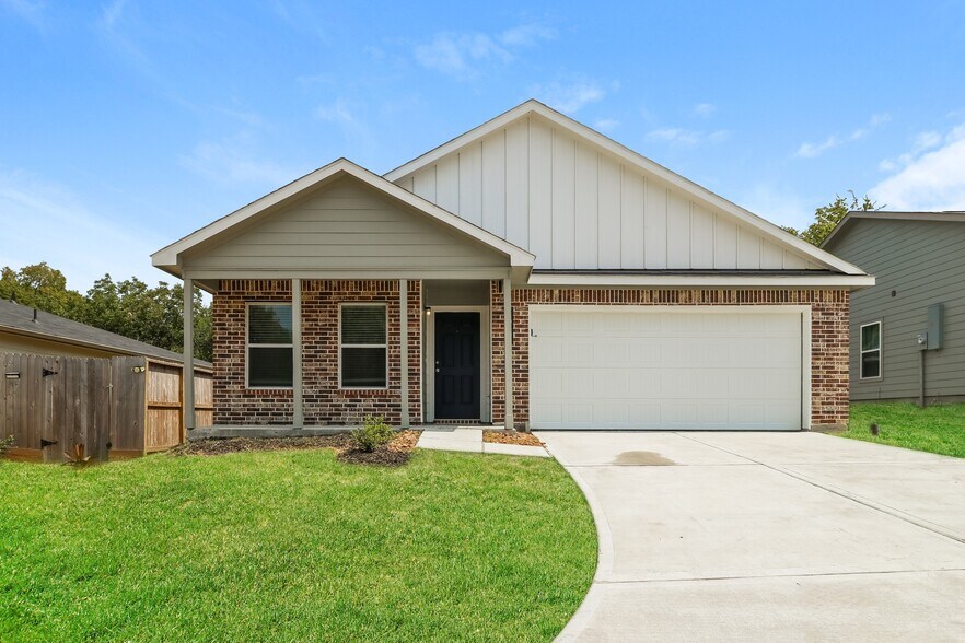 Primary Photo - 14212 Harlequin Dr