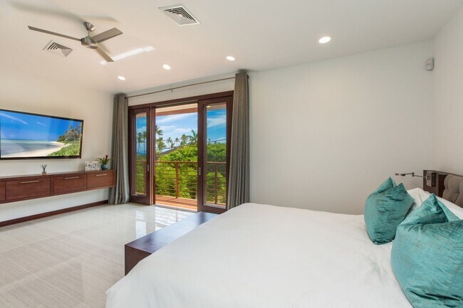 Building Photo - 224 Ka'alawai Place