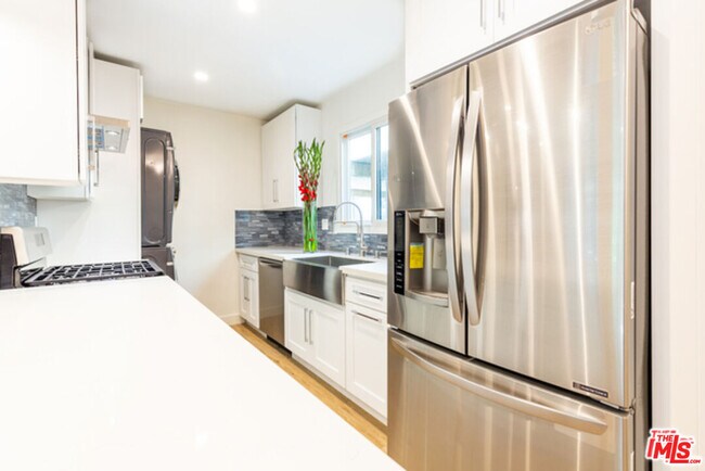 Building Photo - 1328 19th St