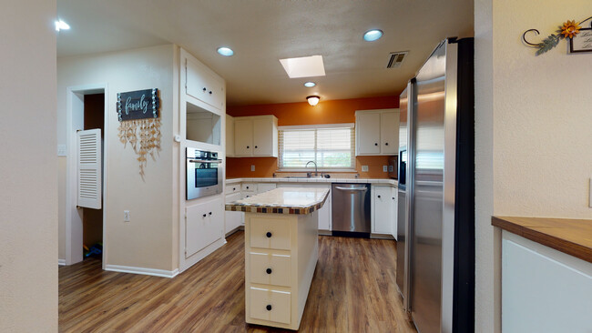 Building Photo - 13519 Beltway St