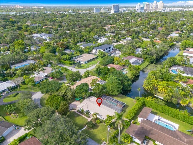 Building Photo - 7021 SW 107th St