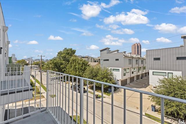 Building Photo - 4210 Delano Pl