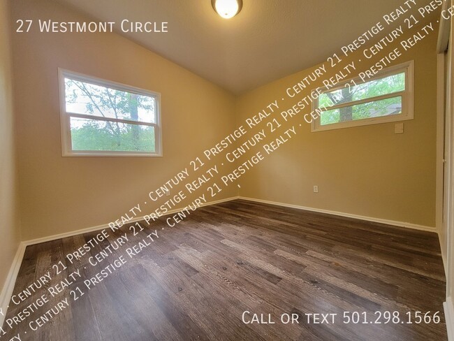 Building Photo - 27 Westmont Cir