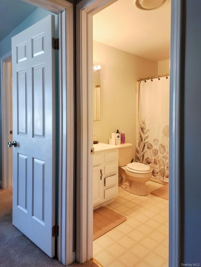 Building Photo - 104 Zugibe Ct