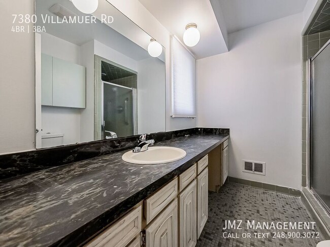 Building Photo - 7380 Villamuer Rd
