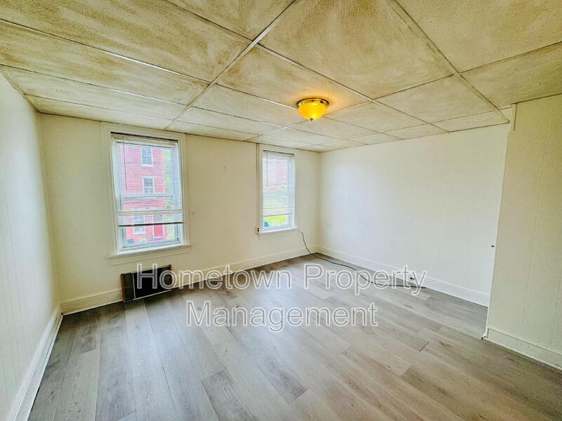 Building Photo - 429 Kelker St