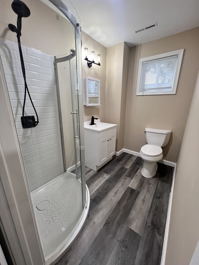 Building Photo - 121 N 46th St